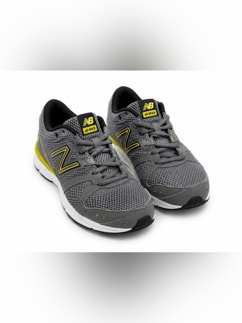 New Balance 690 Gray Neon Running Sneakers Sport - Hiking Inspired. Size: US 7